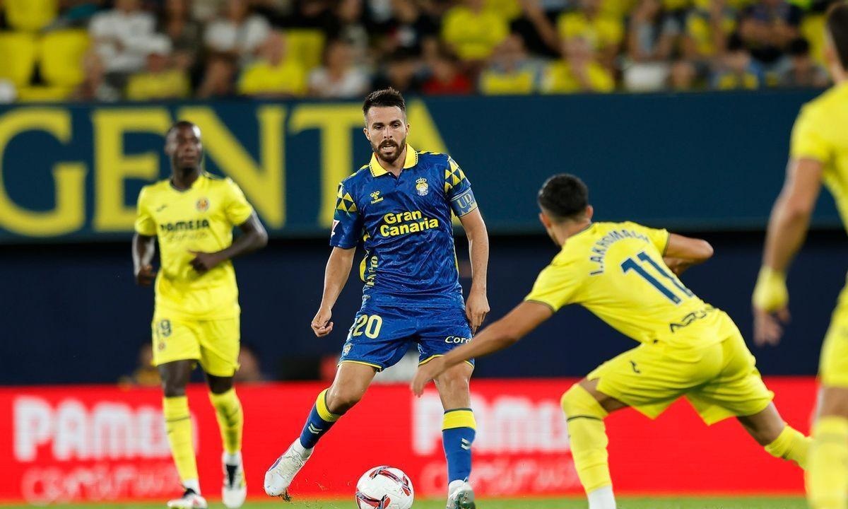 比利亚雷亚尔主场大胜，迎来胜利的简单介绍