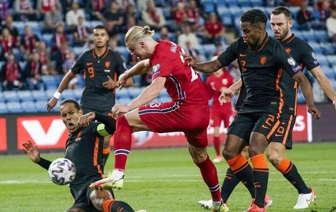 关于捷克战平斯洛文尼亚,欧洲杯淘汰赛悬念的信息 关于捷克战平斯洛文尼亚,欧洲杯淘汰赛悬念的信息