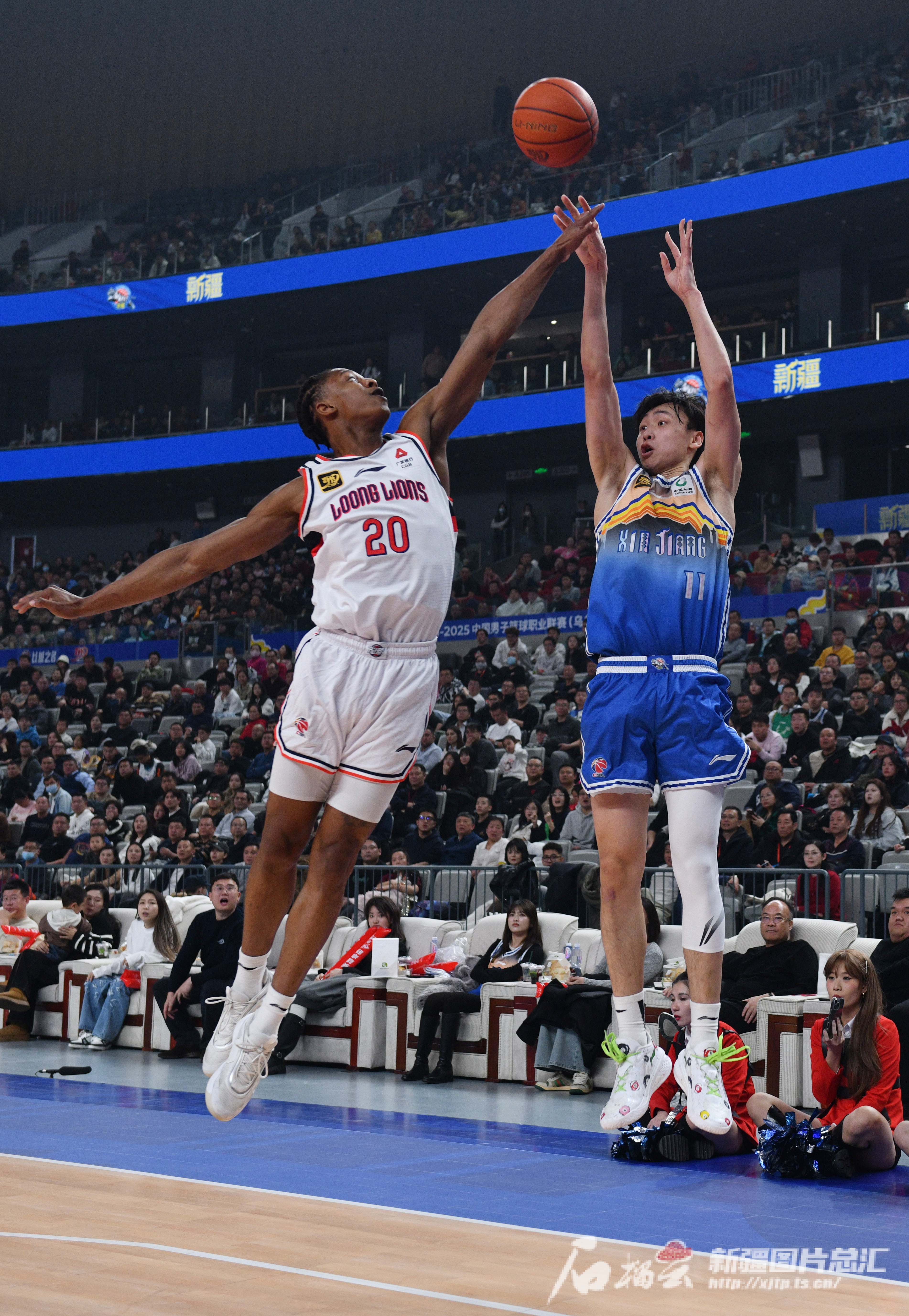 中国男篮主场战胜新疆豪取六连胜 中国男篮主场战胜新疆豪取六连胜