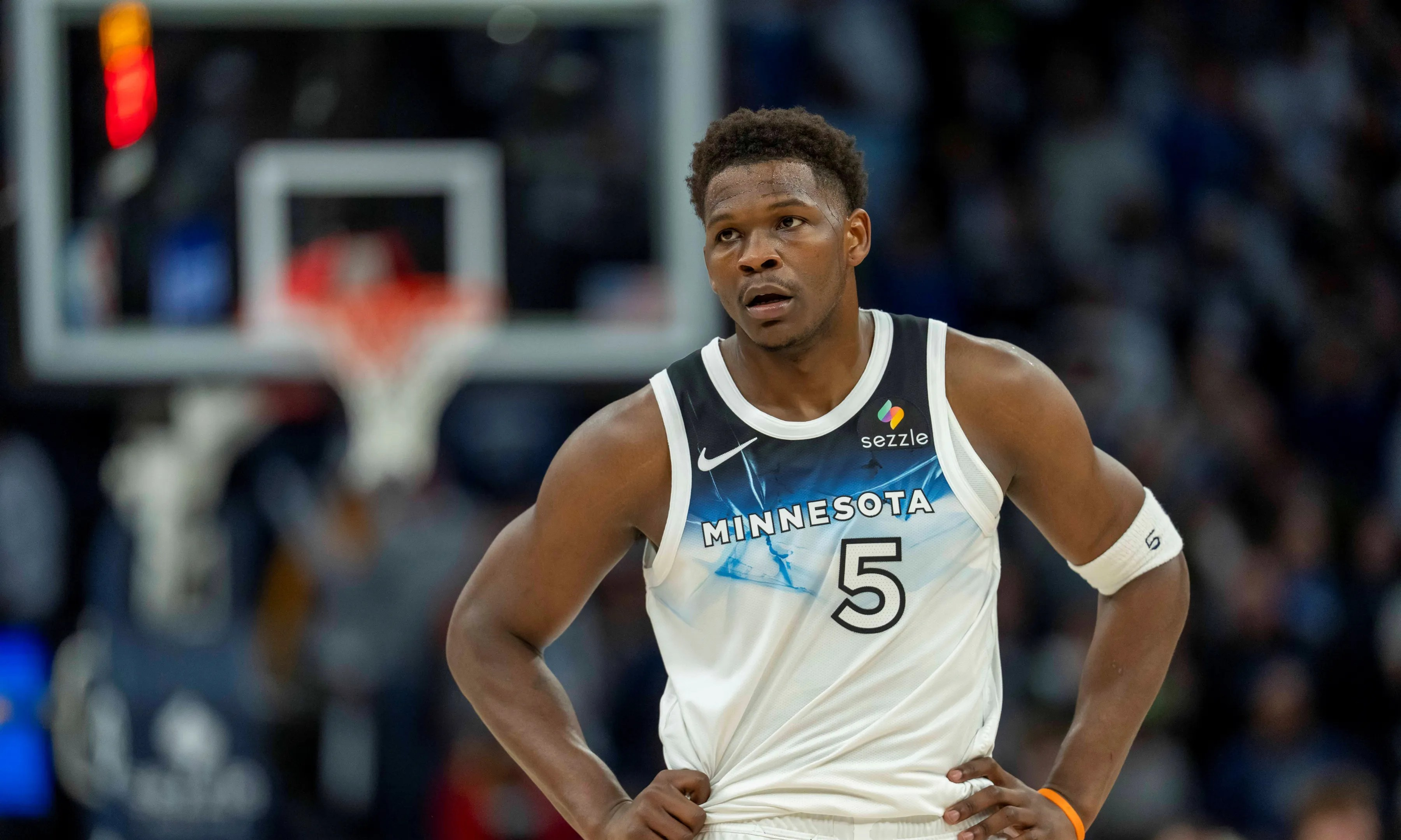 鹈鹕客场击败森林狼：英格拉姆砍24+6