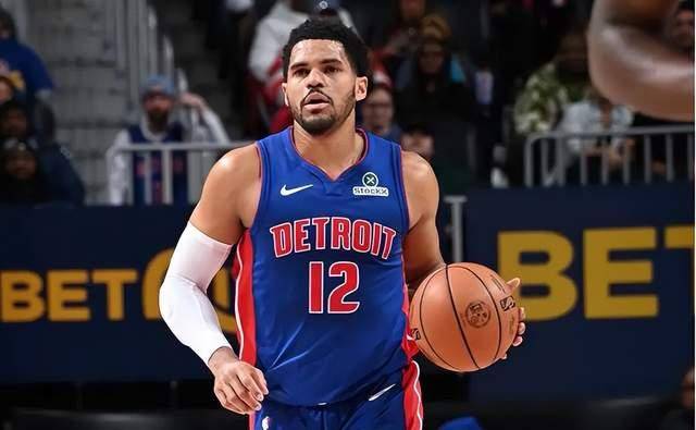 魔术惊艳逆转步行者，哈里斯季后赛首砍30+的简单介绍